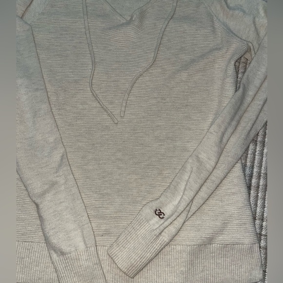 CALIA by Carrie Underwood Cream Hoodie - Picture 4 of 5